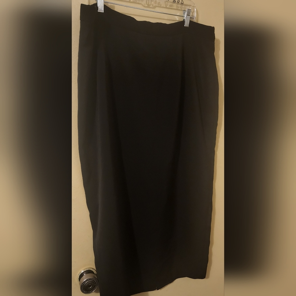 Black Skirt Plus Size